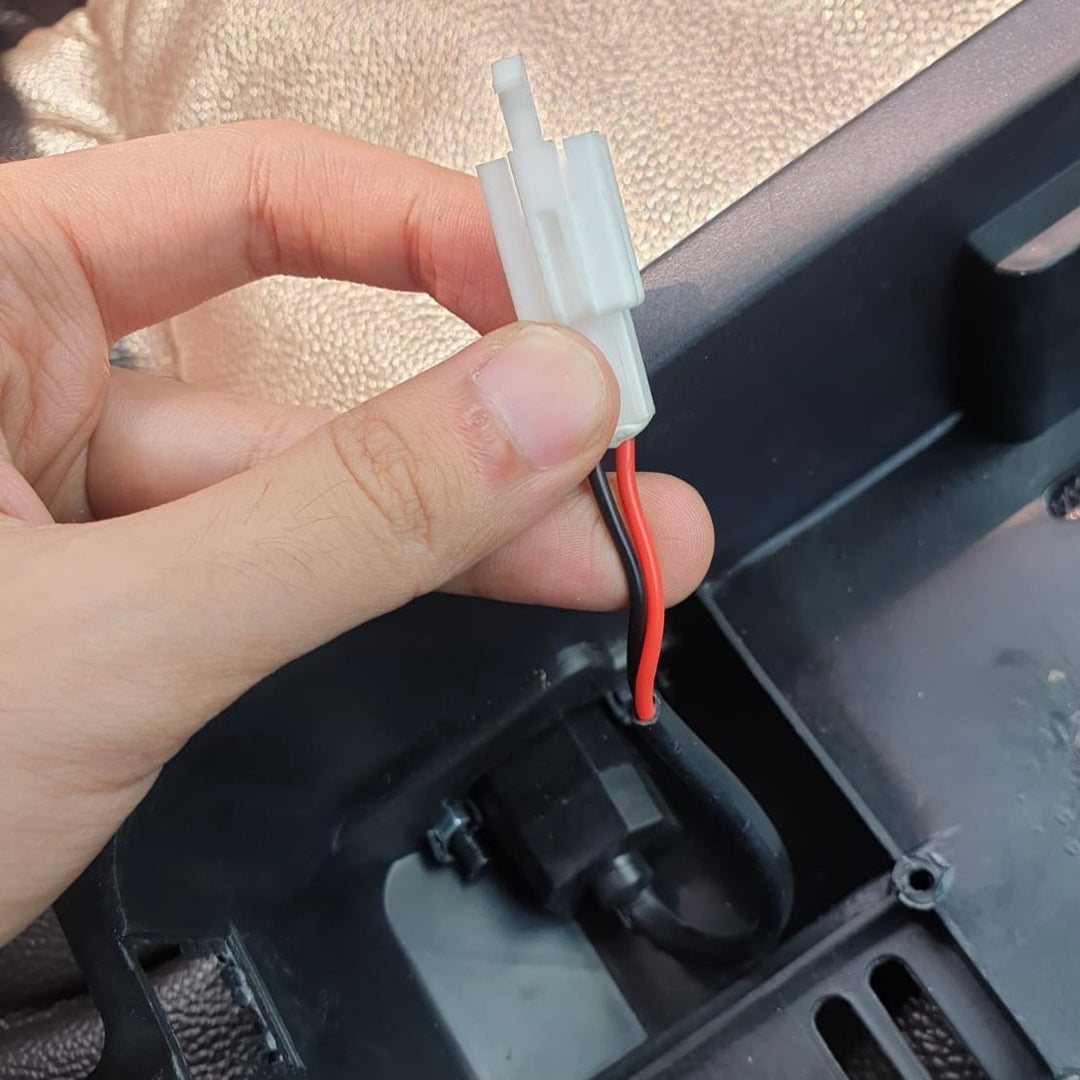 Charge port for e-bike/moped