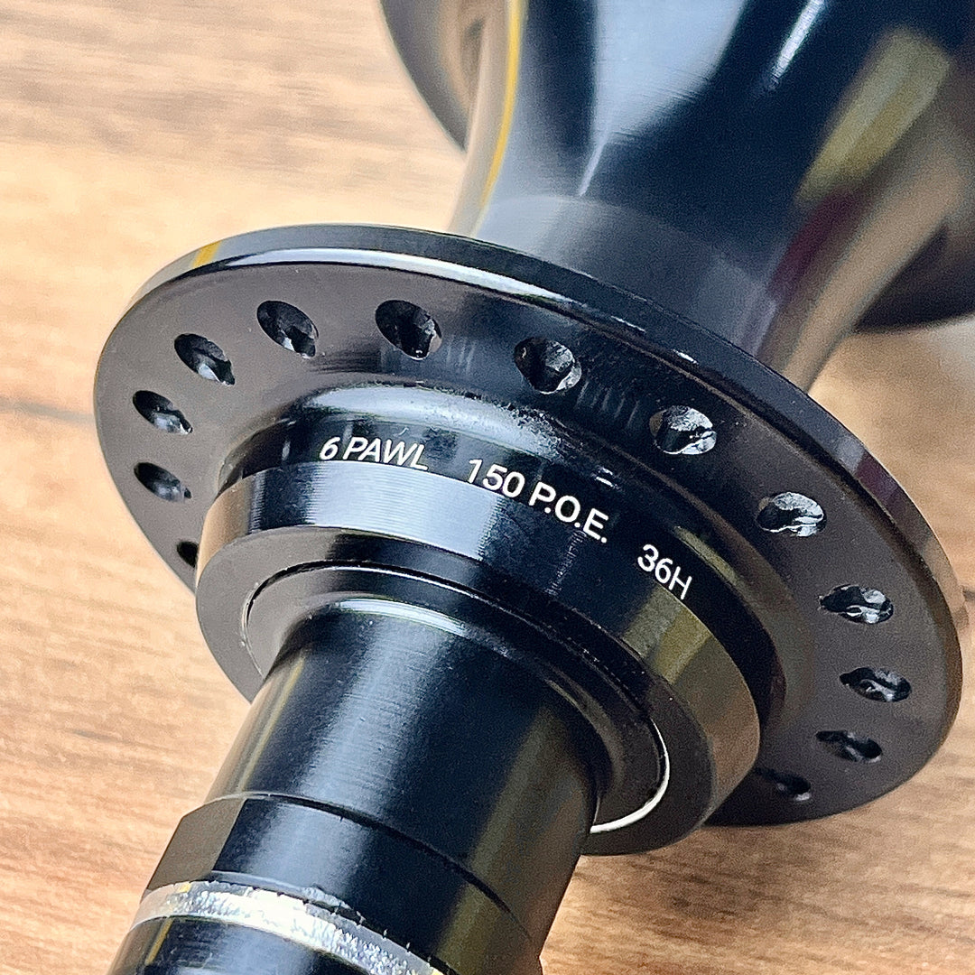 Strummer HBR-150R BMX Race Hub với 16T COG