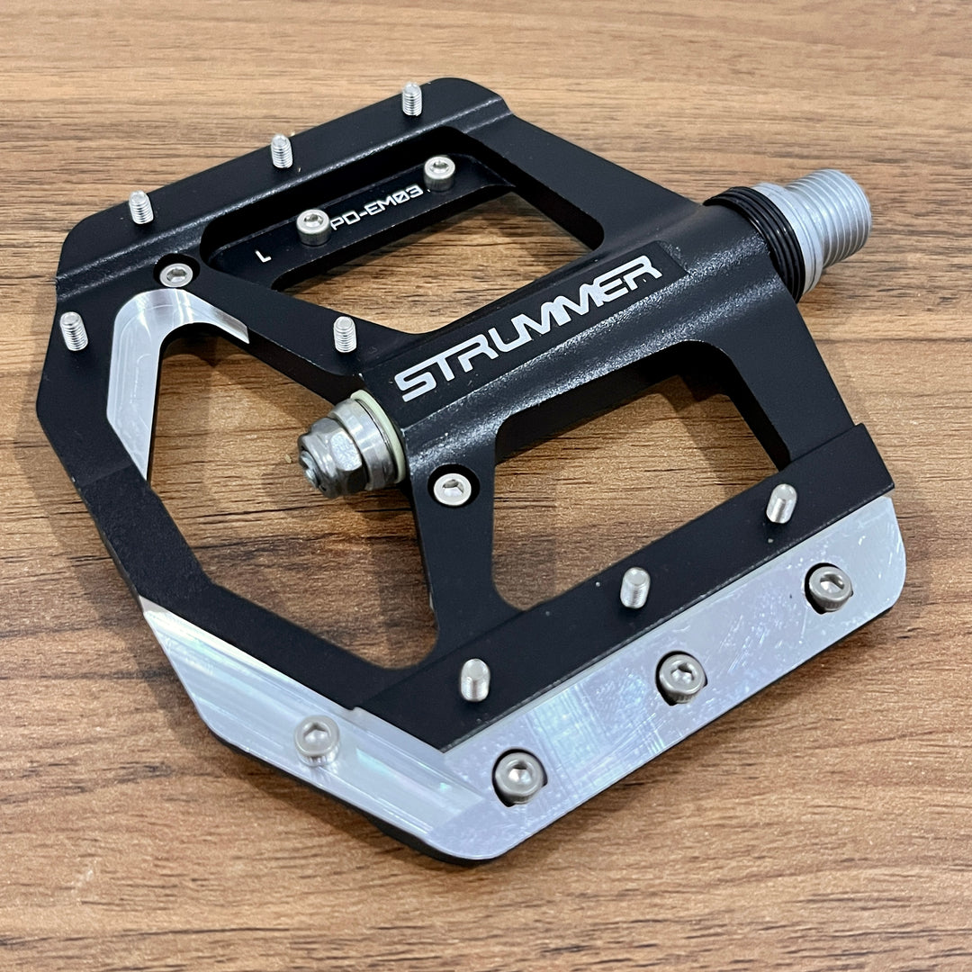 Pedal PD-EM03 Strummer (3 galas)
