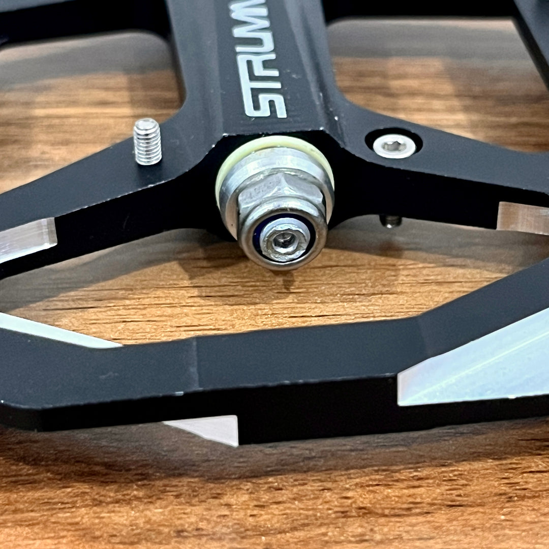 Pedal PD-EM03 Strummer (3 galas)