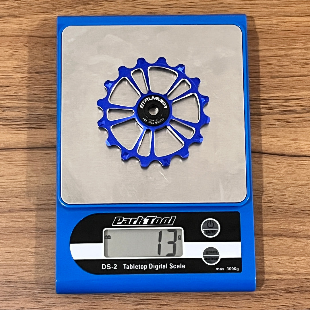 Strummer Super CNC Rear Derailleur Pulley Wheel (na may Itim na Ceramic Bearings)