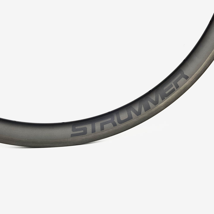 Strummer Aeroflow Pro Carbon 700C Rim-Brake Rim (1 ชิ้น)