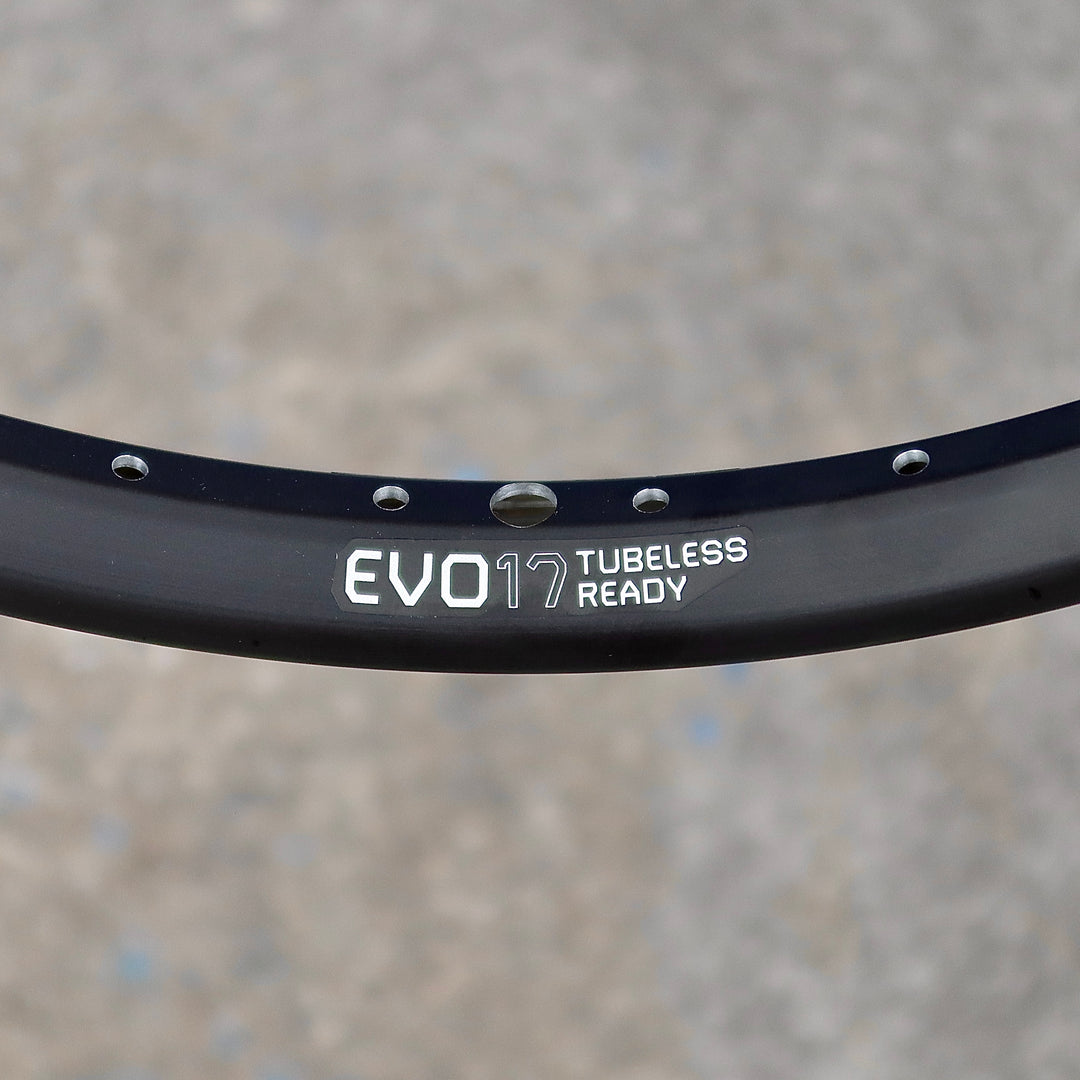Strummer Evo17 aluminium bmx allloy rims dengan teknologi siap tanpa tiub