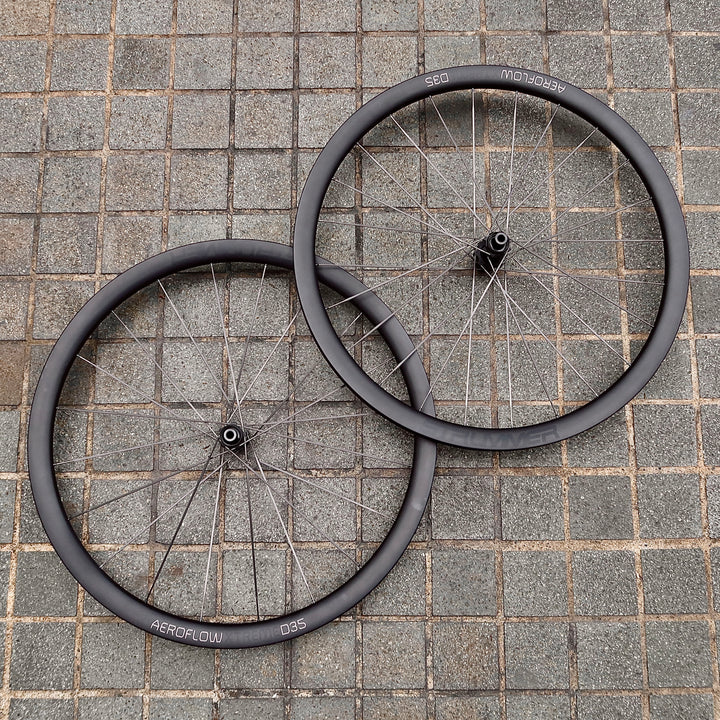 Strummer Aeroflow Xtreme HR-700 Carbon Disc Brake Wheelset