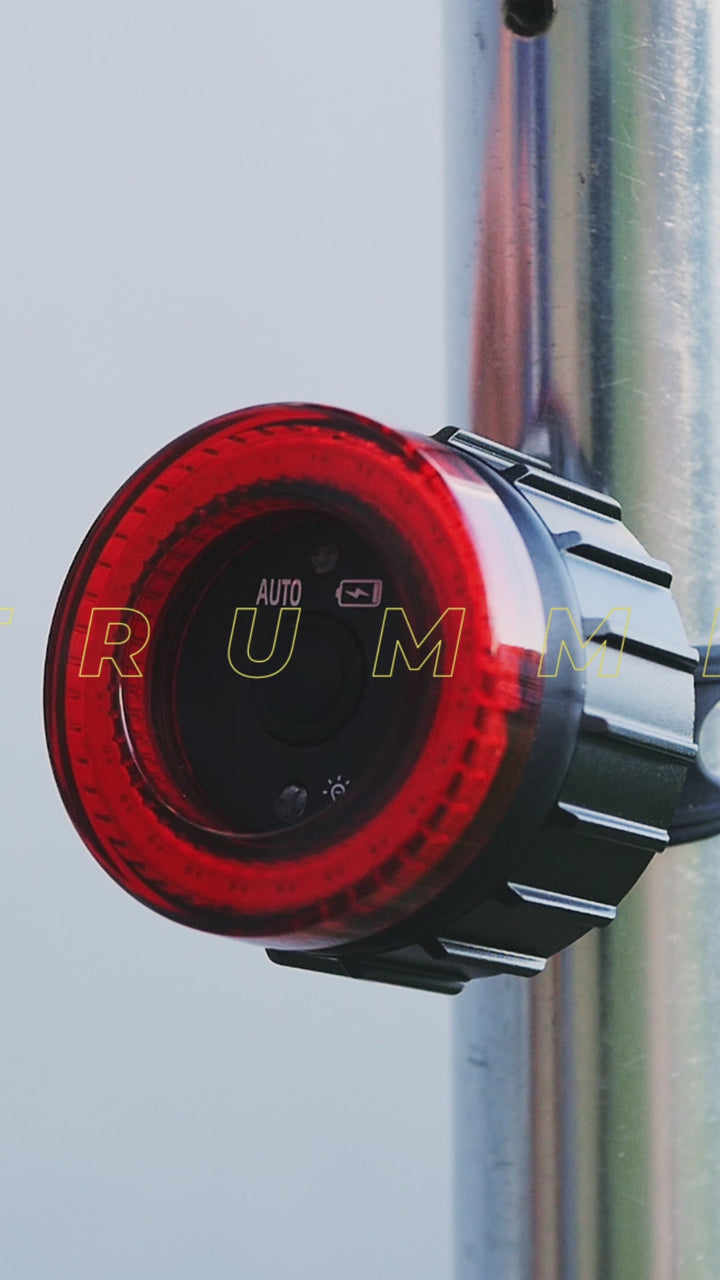 Strummer RL-60BS Smart Rear Light (na may preno sensor at auto wake up)