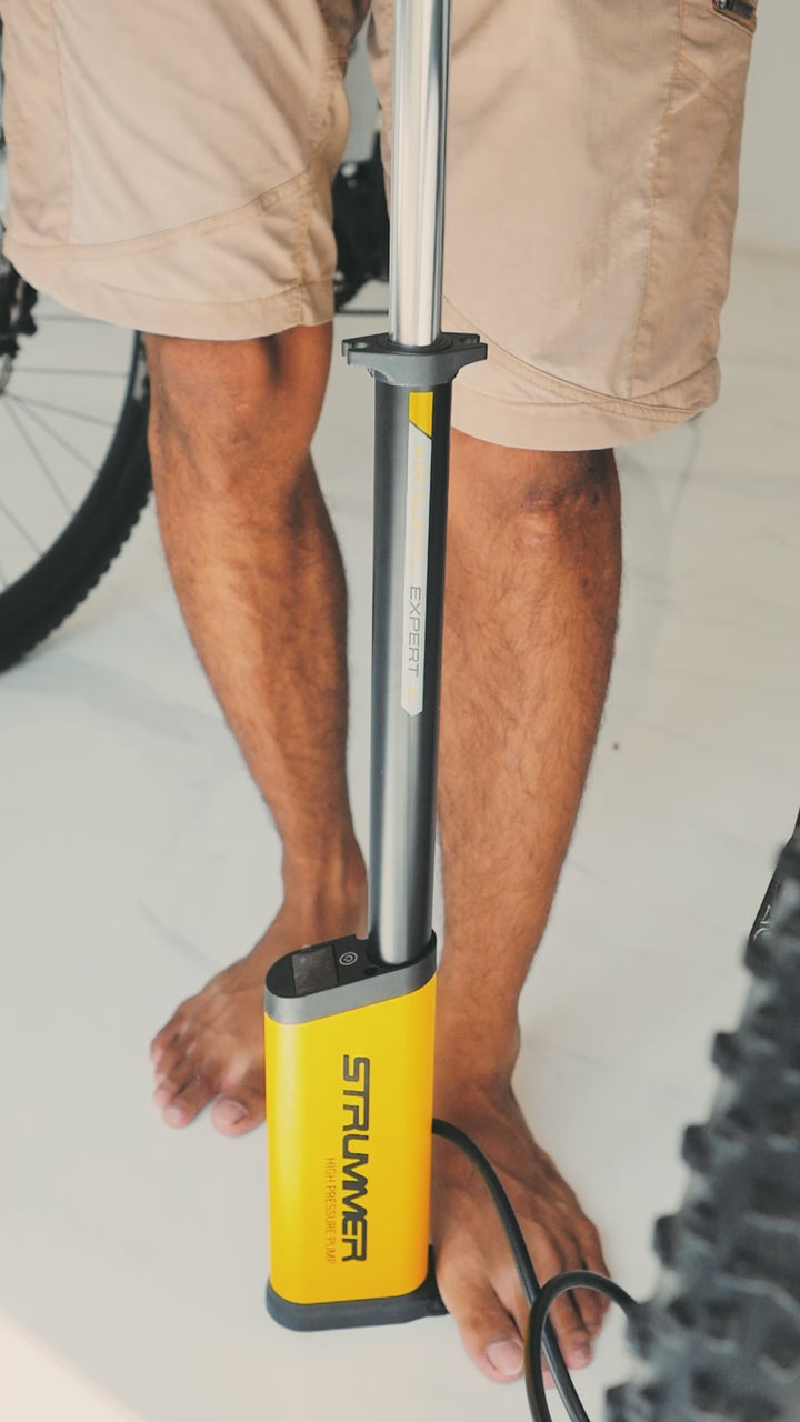 Strummer Expert+ Digital Floor Pump (Expert Plus)