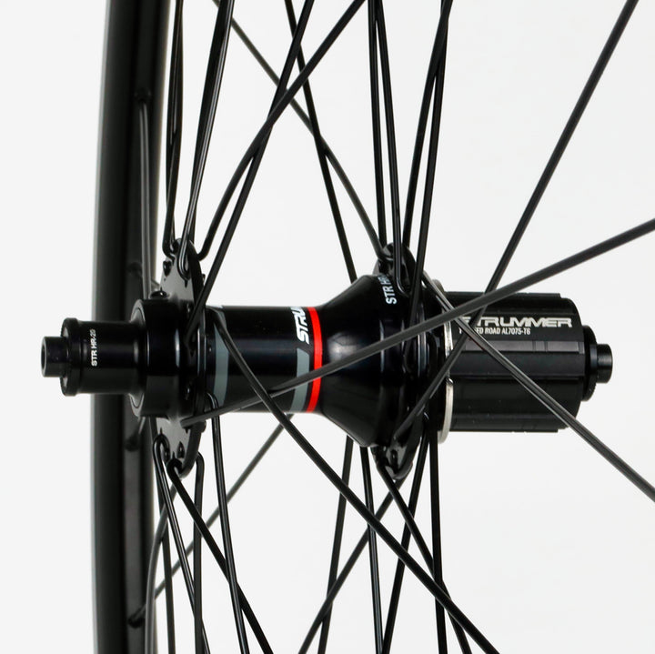Strummer (Race-700 30 mm) Wheelset เบรกโลหะผสมกับ (HR-20 4-PAWL 32/32H HUB SET)