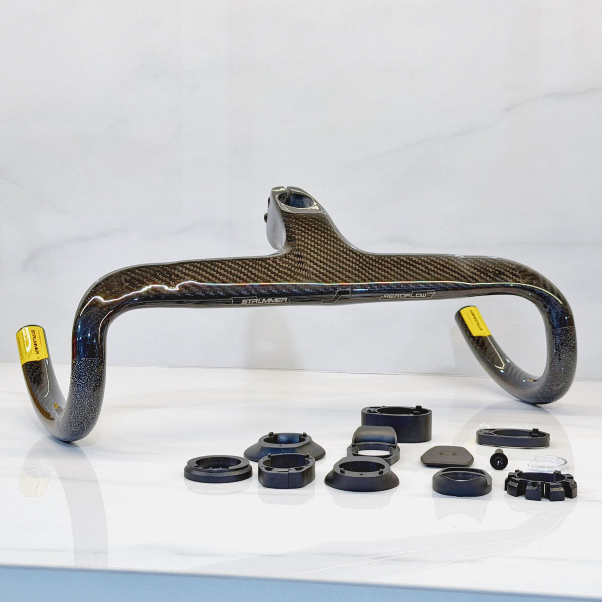 Drop-Bar-Strummer Aeroflow CF5 (integrierte, innenliegende Kabelführung)