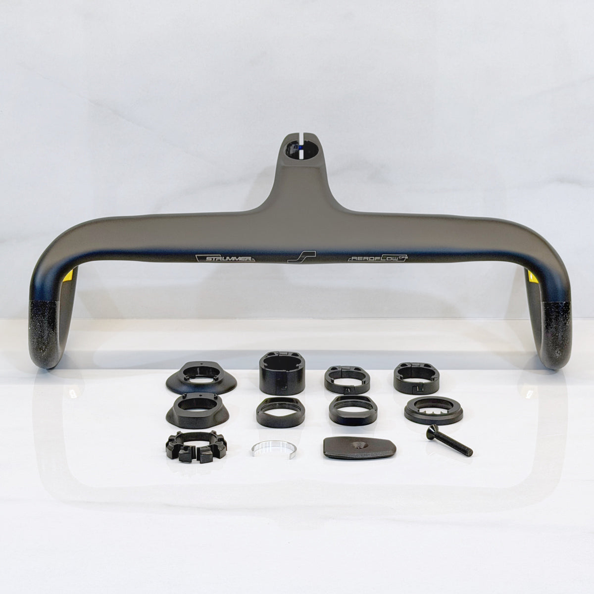 Drop-Bar-Strummer Aeroflow CF5 (integrierte, innenliegende Kabelführung)