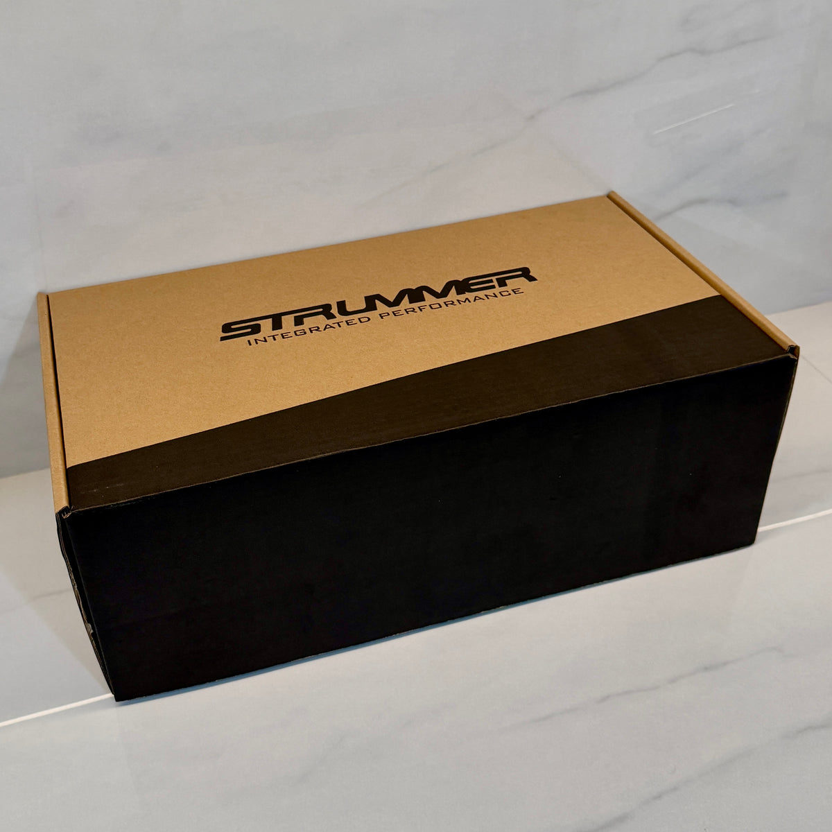 Drop-Bar-Strummer Aeroflow CF5 (integrierte, innenliegende Kabelführung)