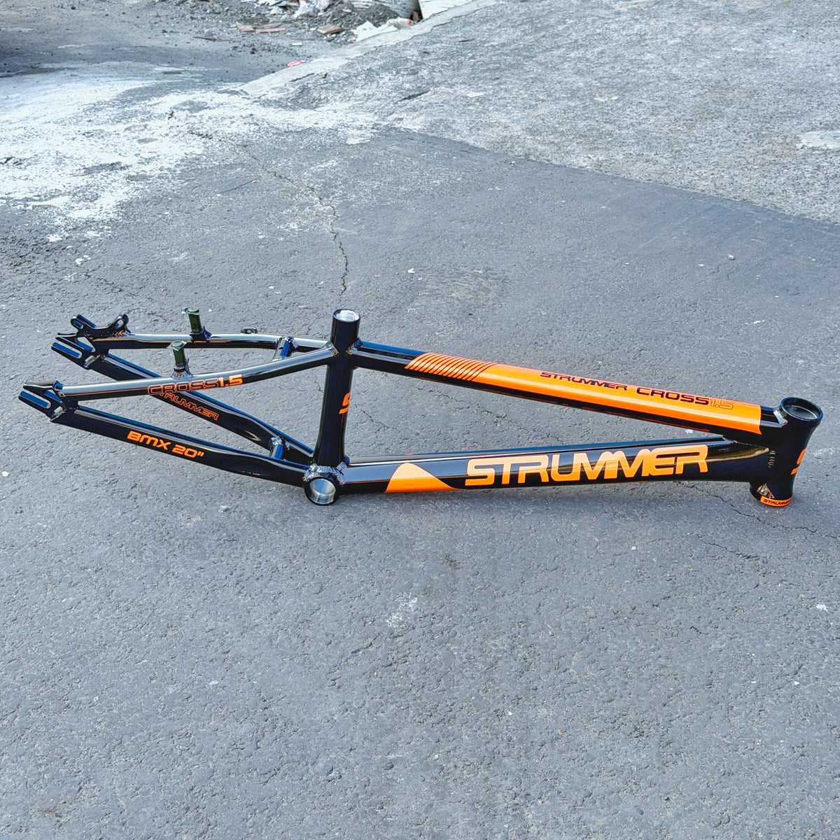เฟรมเซ็ต Strummer Cross 1.5 (BMX, อัลลอย, สายเคเบิลกึ่งซ่อน, 20 นิ้ว)