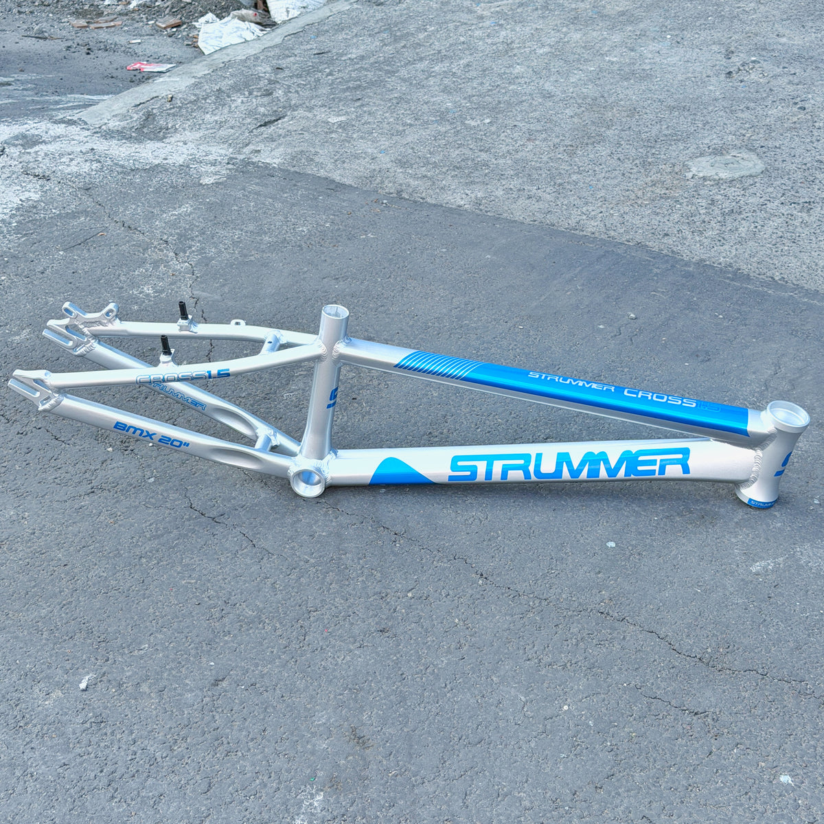 เฟรมเซ็ต Strummer Cross 1.5 (BMX, อัลลอย, สายเคเบิลกึ่งซ่อน, 20 นิ้ว)