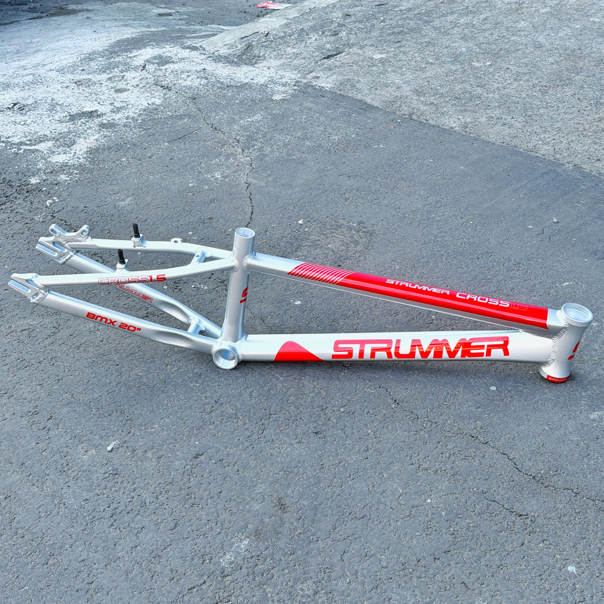 เฟรมเซ็ต Strummer Cross 1.5 (BMX, อัลลอย, สายเคเบิลกึ่งซ่อน, 20 นิ้ว)