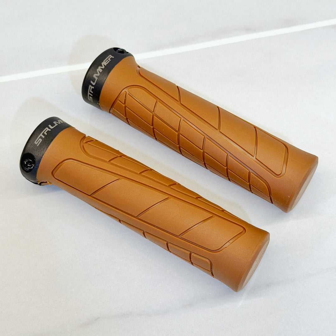 Grip Strummer HFT-785PL Brown dengan pengunci Mat Black, foto 1