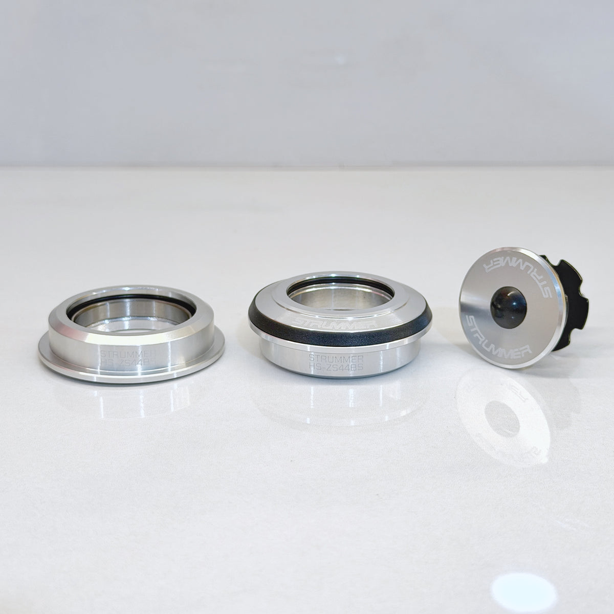 سماعة رأس Strummer HS-ZS44BS