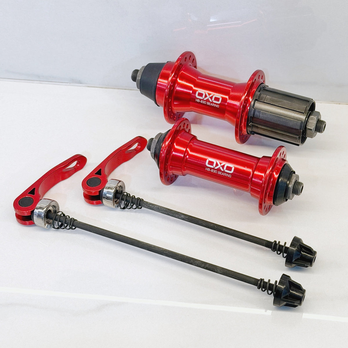 Hub OXO HB-830 Front & Rear 32H Bearing w:o Disc Red HUB-00181RD