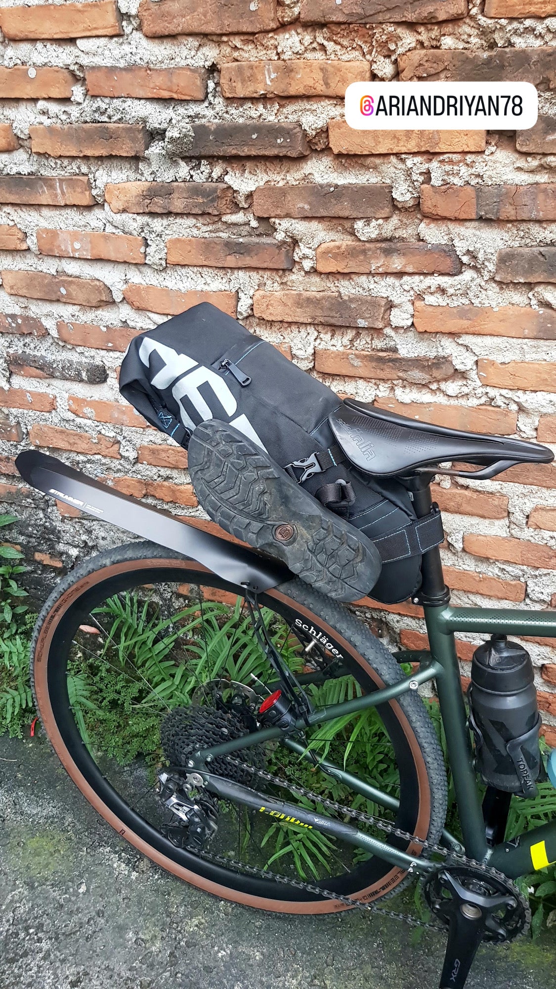 Mudguard Strummer MGG-75