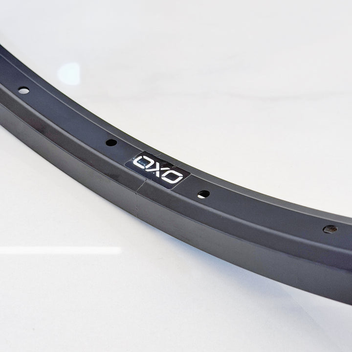 Rim OXO 26 × 1-3/8 36H 14G (420 g) Hitam – ETRTO 590 / 650A