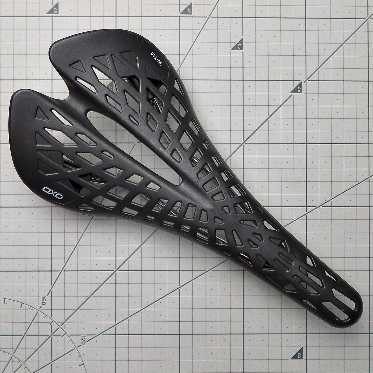 OXO SD-T10 BMX용 홀 안장