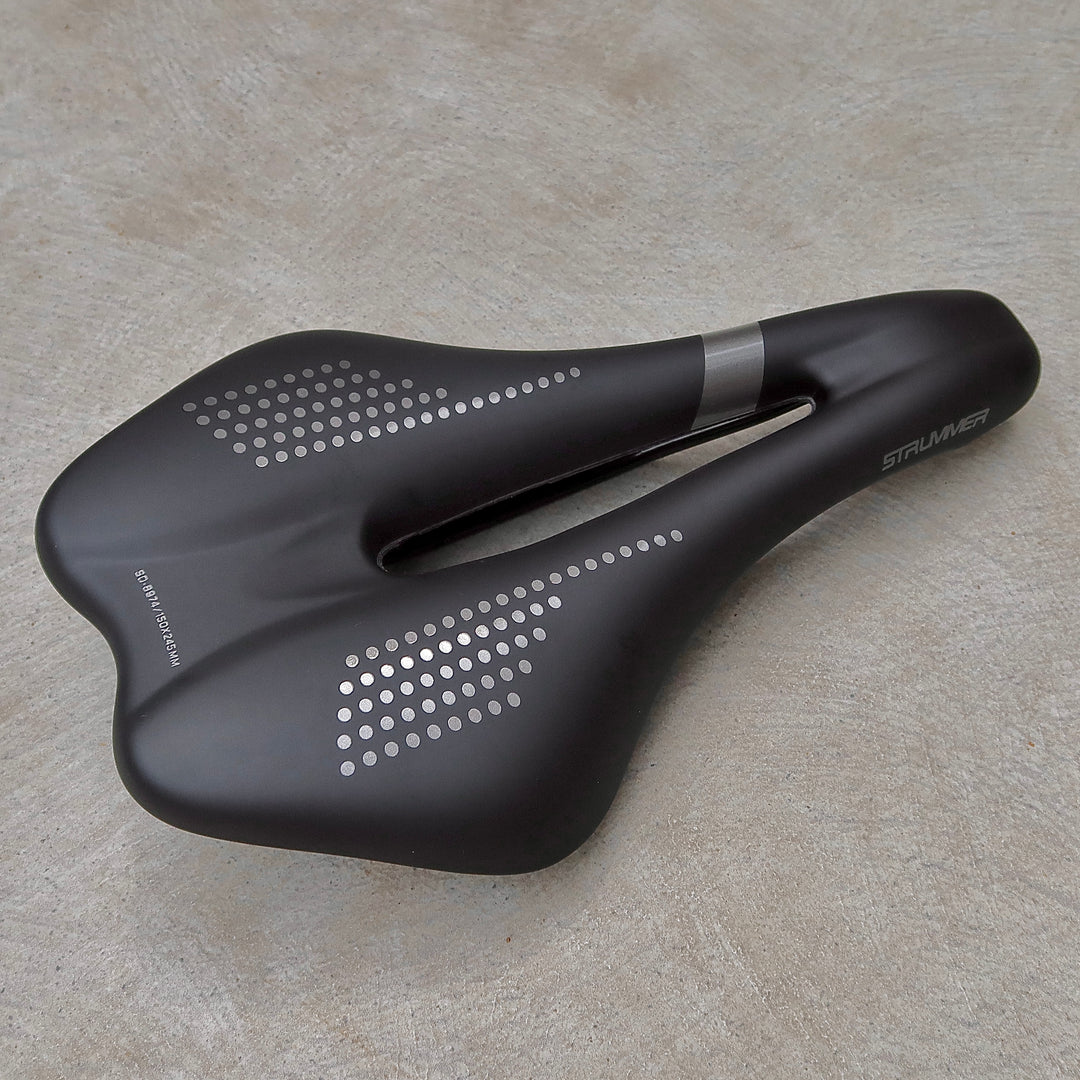 Strummer SD-8974 Bicycle Saddle with Hole