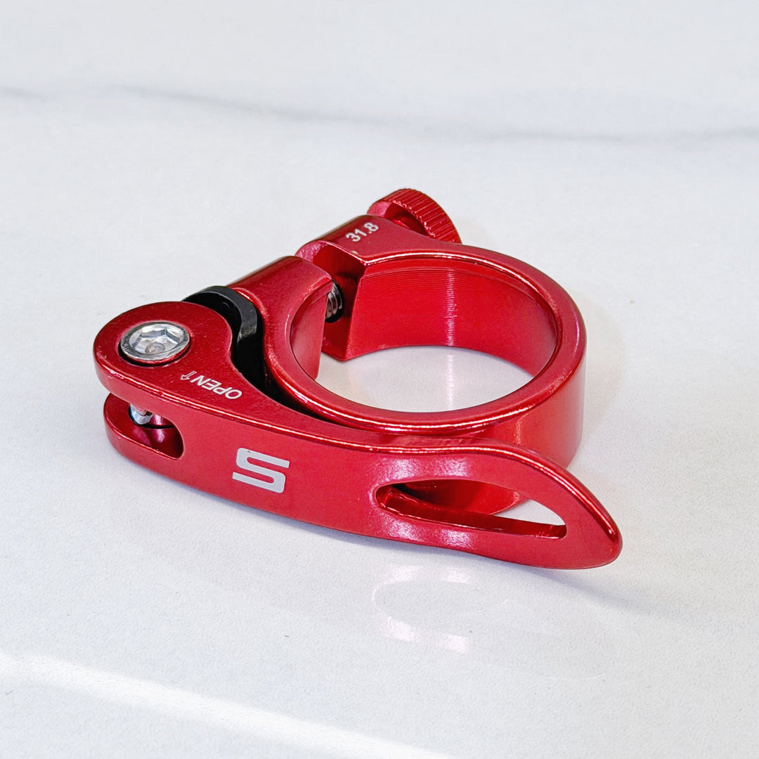 Zadelklem Strummer S-logo