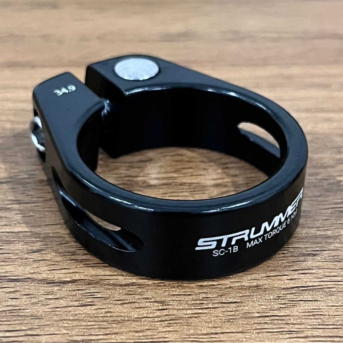 Sattelstützenklemme Strummer SC-1B mit einem Bolzen (31.8/34.9)