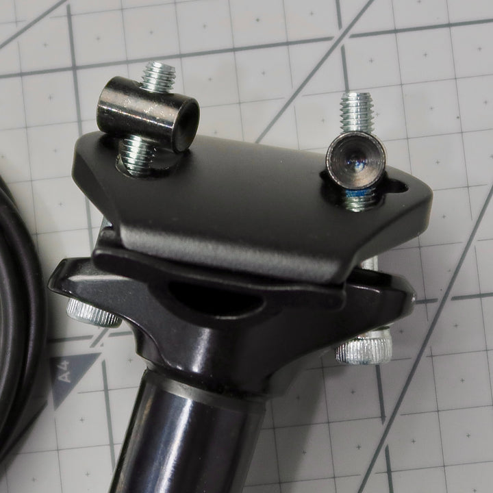 Strummer 27.2 mm x 390 mm Dropper seatpost with 100 mm Travel