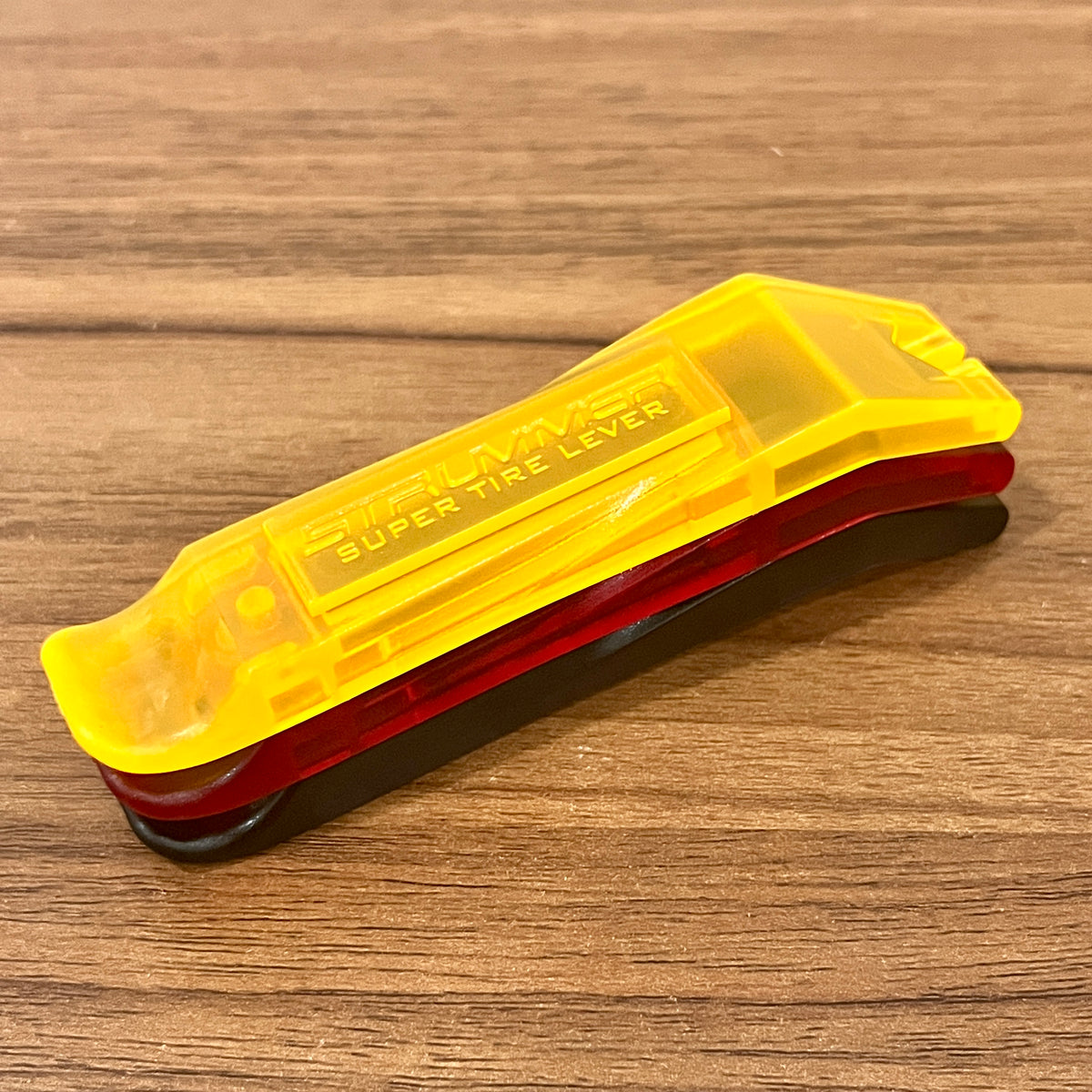 Cây nạy lốp Super Strummer (màu ngẫu nhiên)