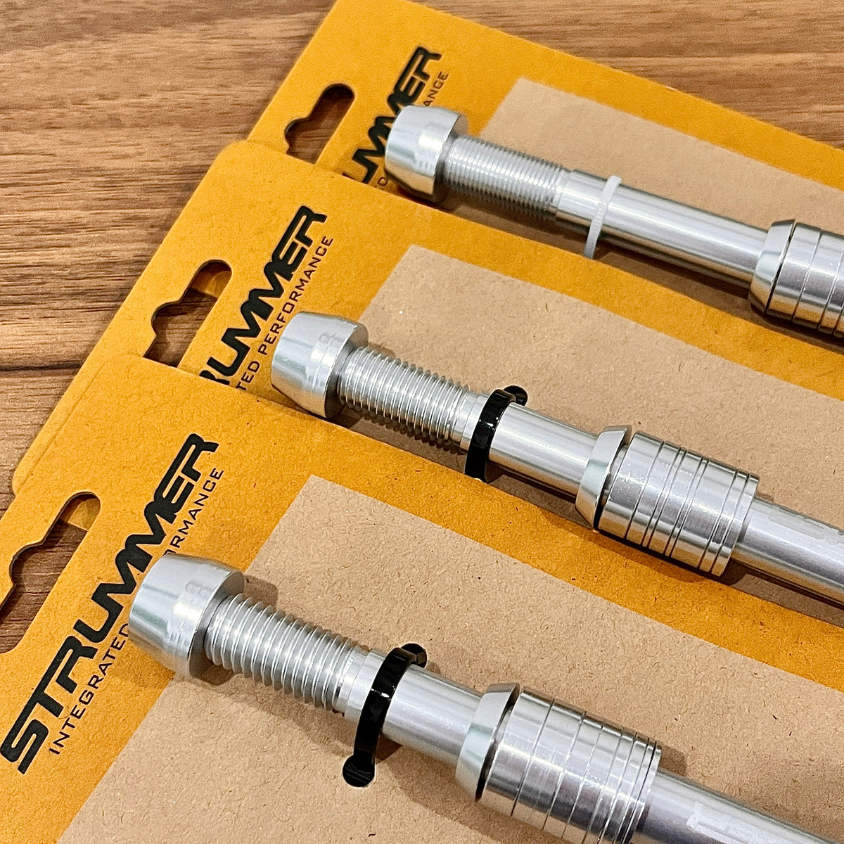 Strummer Bike Trainer Thru Axle (12x142)