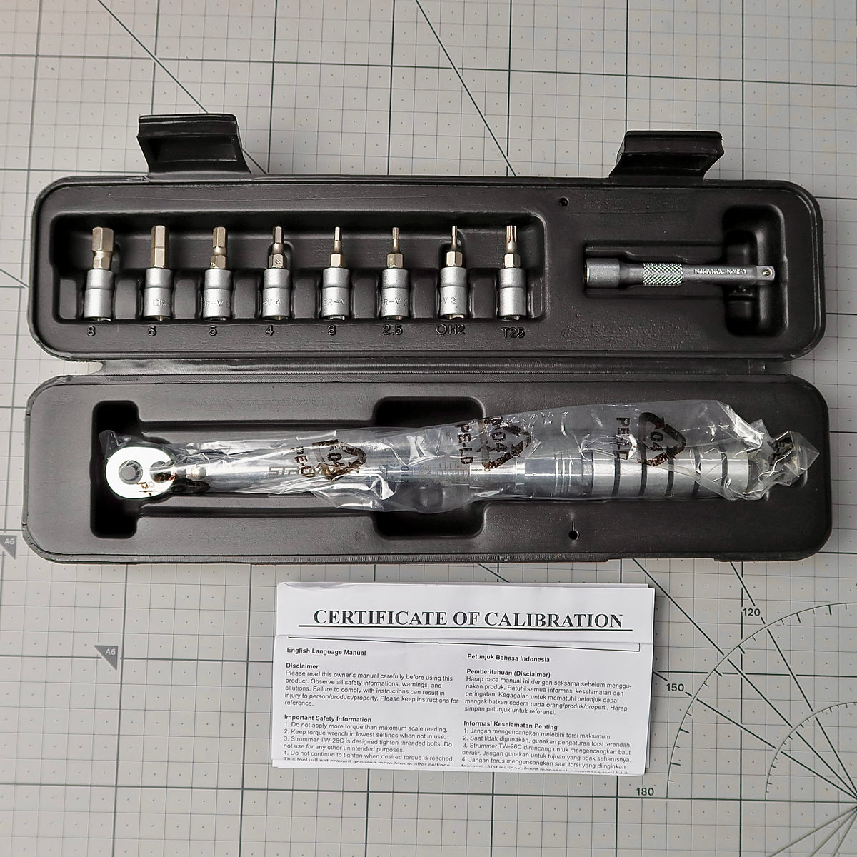 Strummer TW-26C Drehmomentschlüssel (2-26 Nm, Klicktyp mit 1/4-Zoll-Stecknuss)