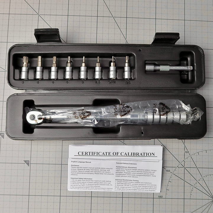 Strummer TW-26C Torque Wrench (2-26 Nm, Clicker Type with 1/4 inch Socket)