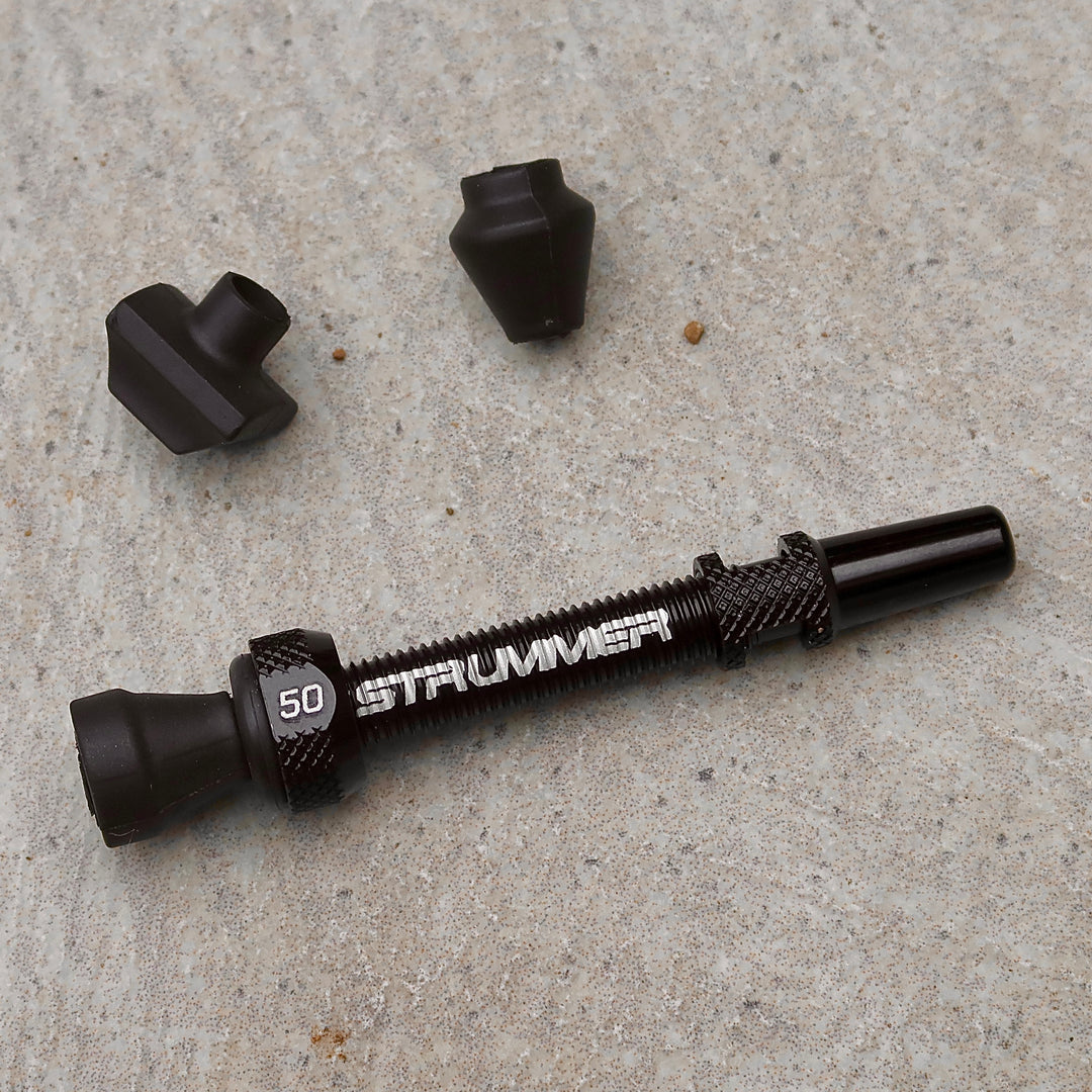 Strummer Pressa/FV tubeless valve na may integrated core remover