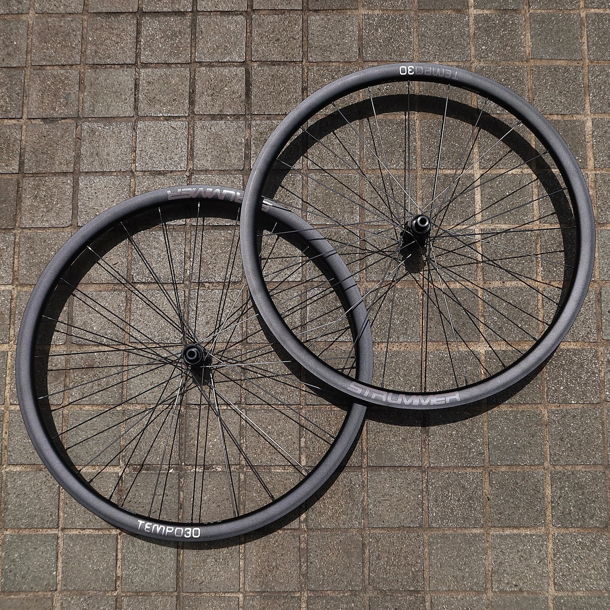 ชุดล้อ Strummer Tempo30 HR-500 (12x100/12x142, PSR Aero 1423, 700c)