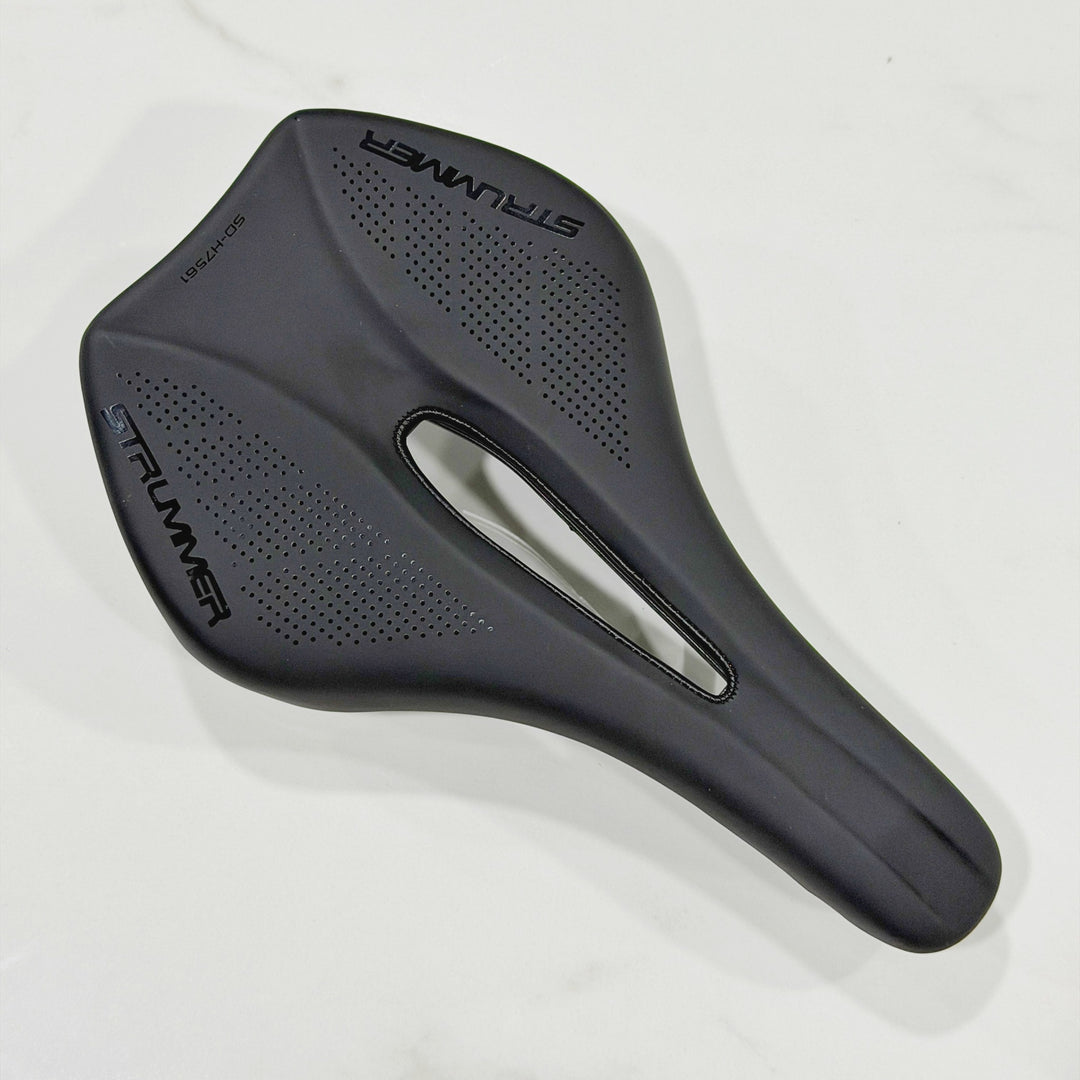 Saddle Strummer SD-H7561 Black–Glossy Black, tampak atas