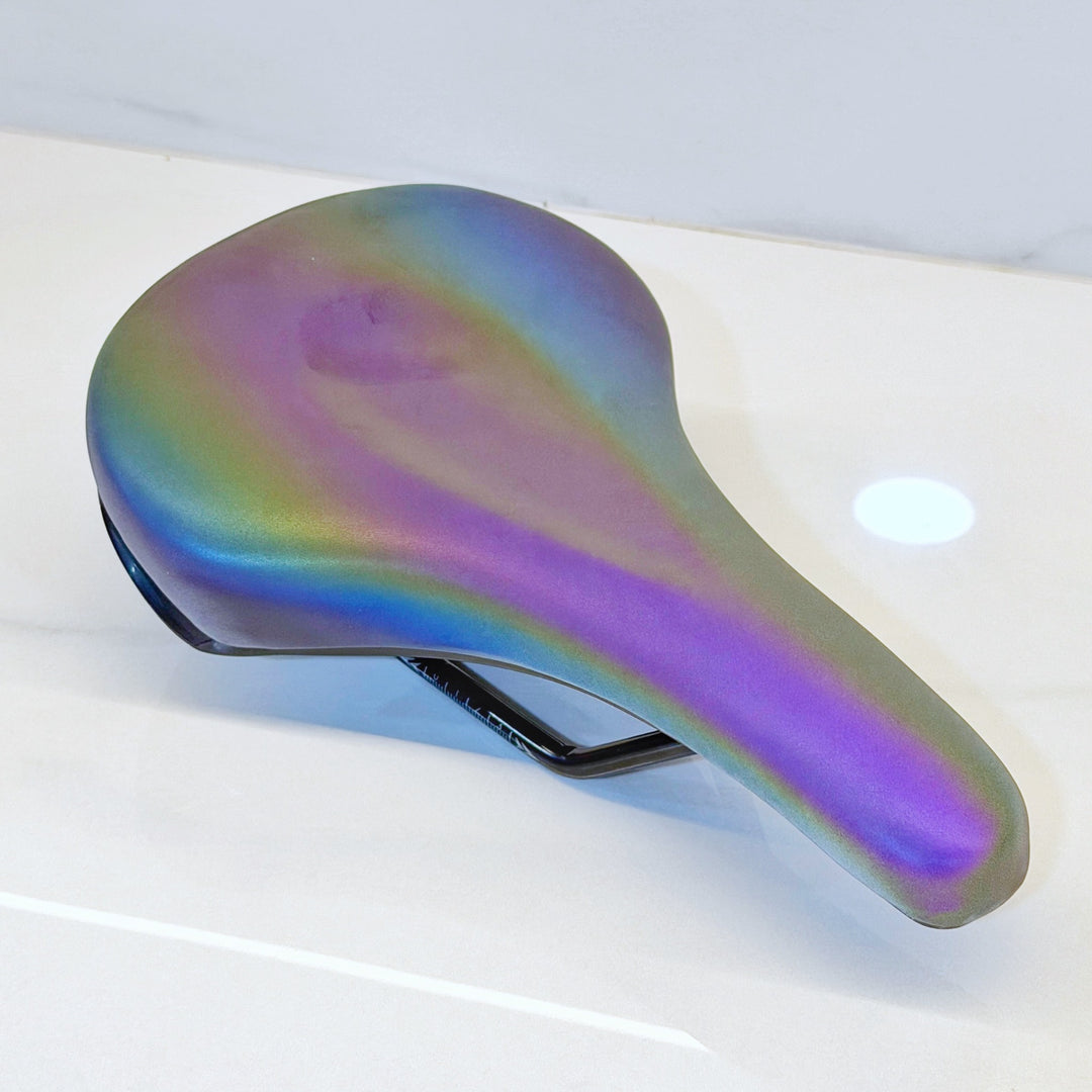 Saddle Strummer SD-H9699 Oil Slick — tampak atas