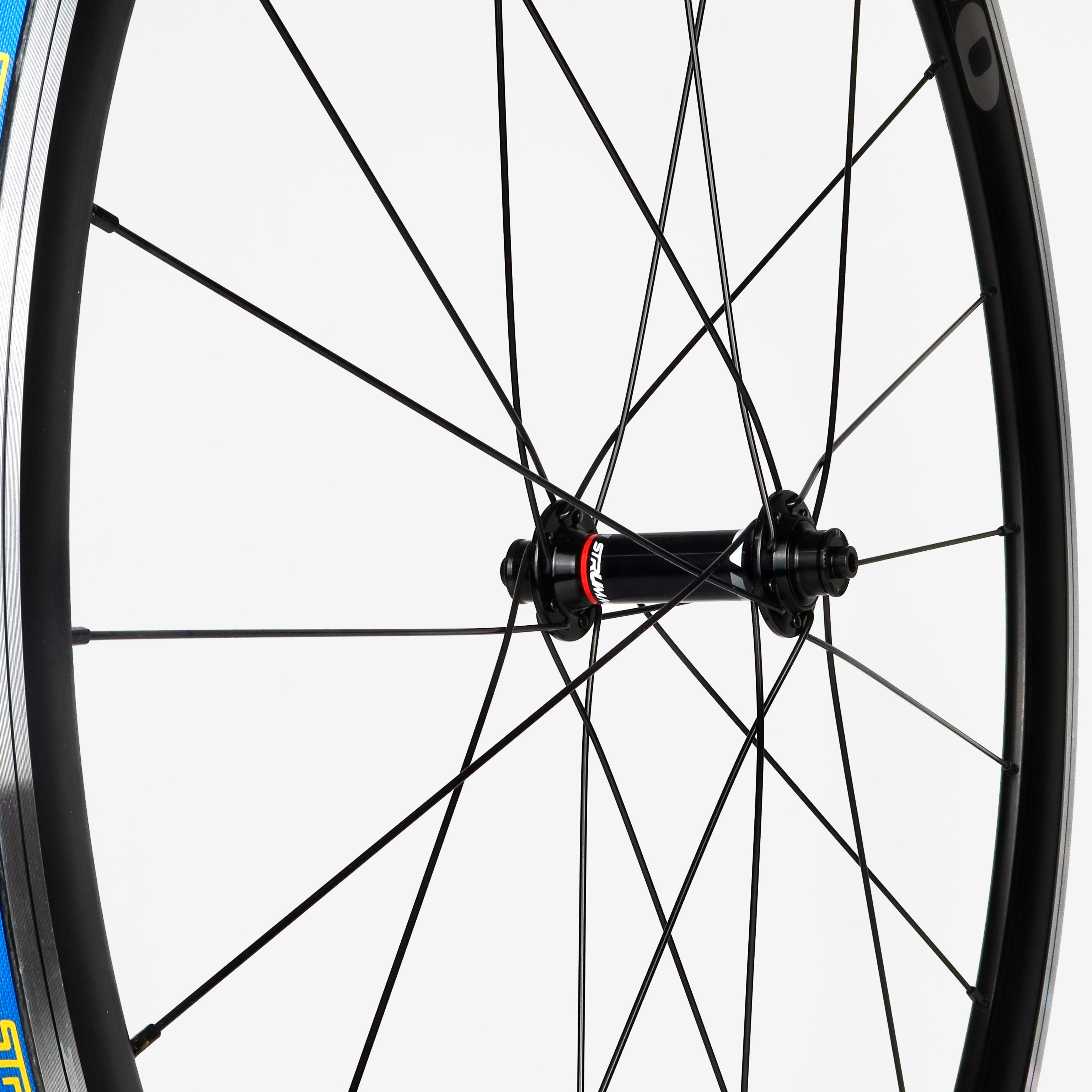 Strummer (Race-700 40 mm) Alloy Rim-Brake Wheelset With (HR